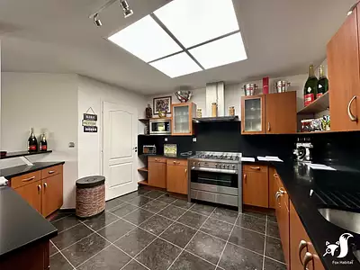 Maison, 240 m²