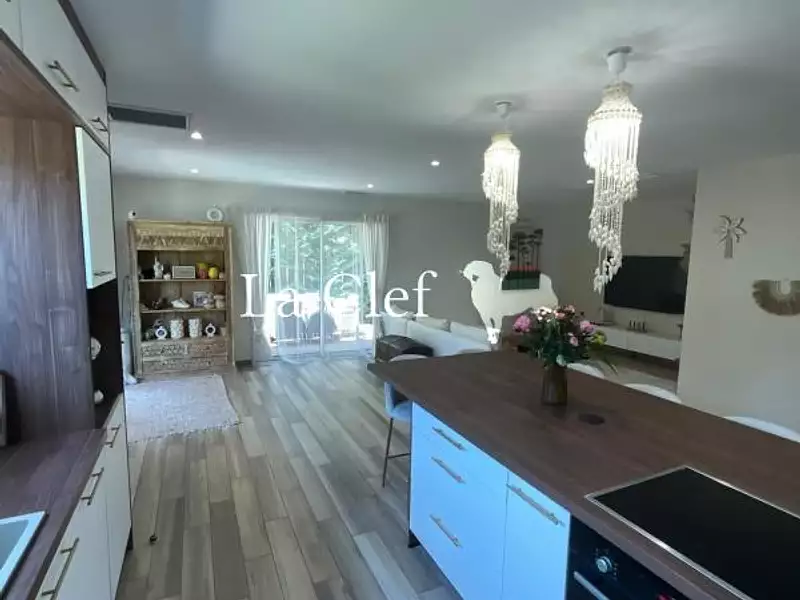 Maison, 93 m²
