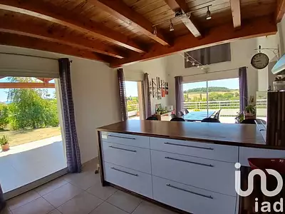 Maison, 179 m²