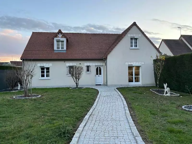 Maison, 170 m²