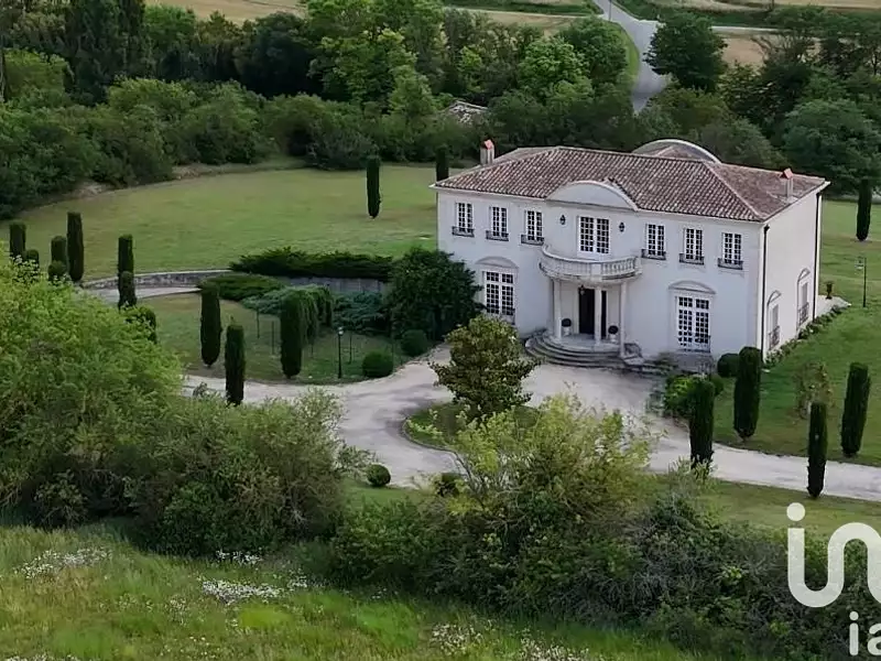 Maison, 283 m²