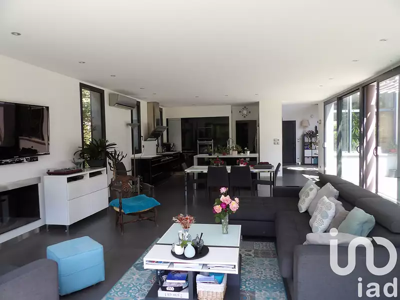 Maison, 191 m²