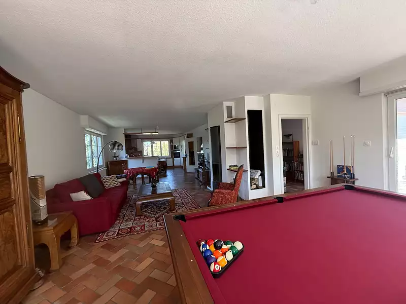 Maison, 246 m²