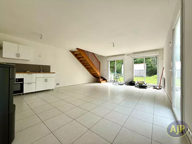Maison, 84 m²