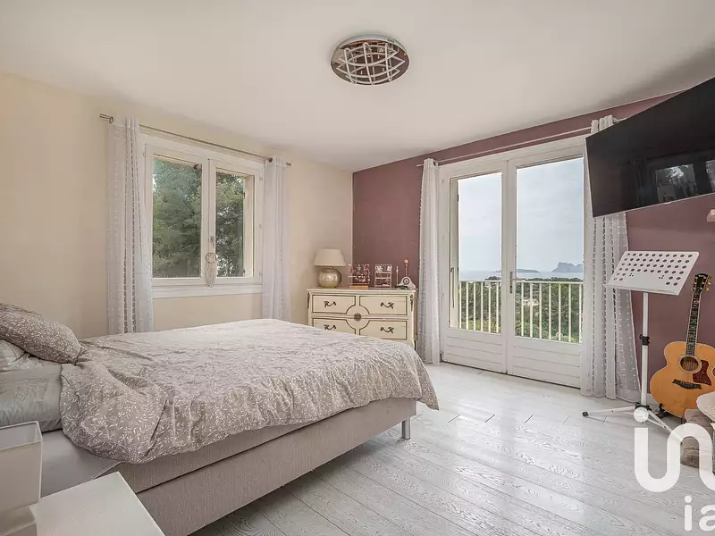 Maison, 381 m²