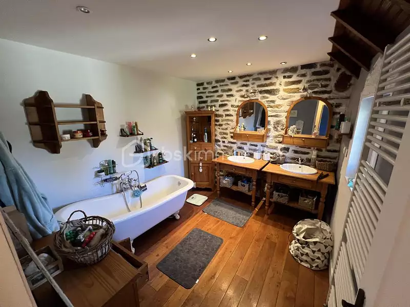 Maison, 164 m²