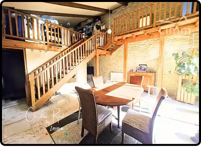 Maison, 230 m²
