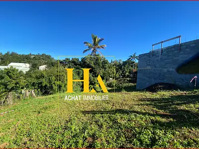 Terrain, 688 m²