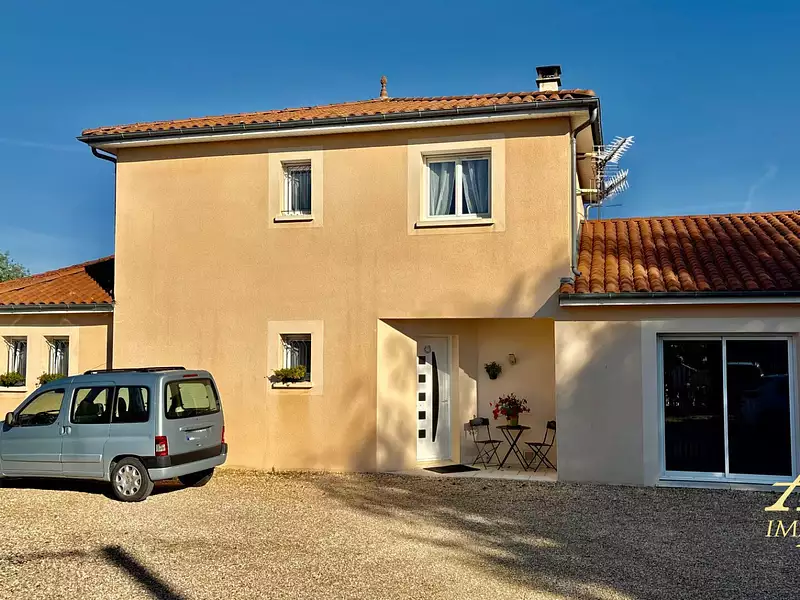 Maison, 176 m²