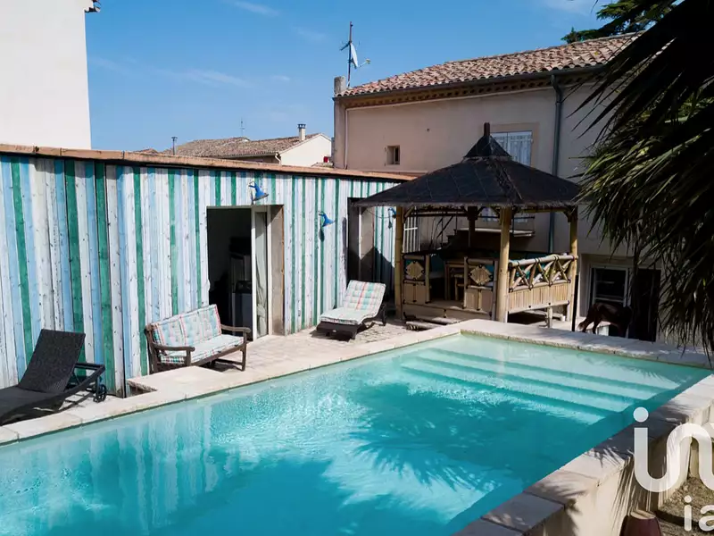 Maison, 236 m²