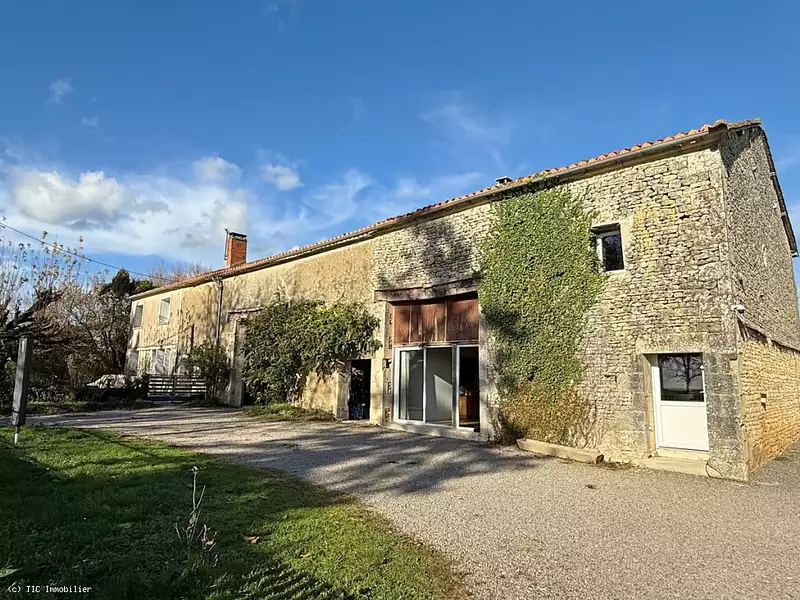 Maison, 224 m²