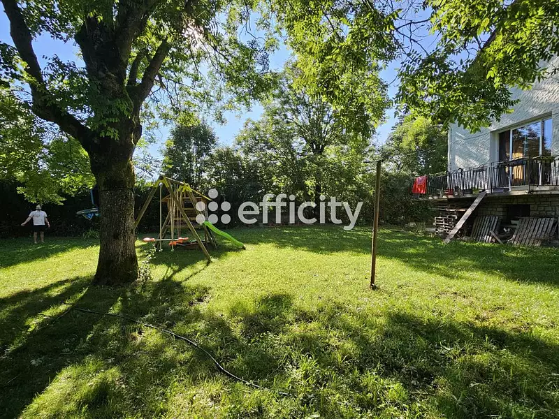 Maison, 195 m²