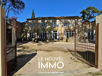 Maison, 335 m²