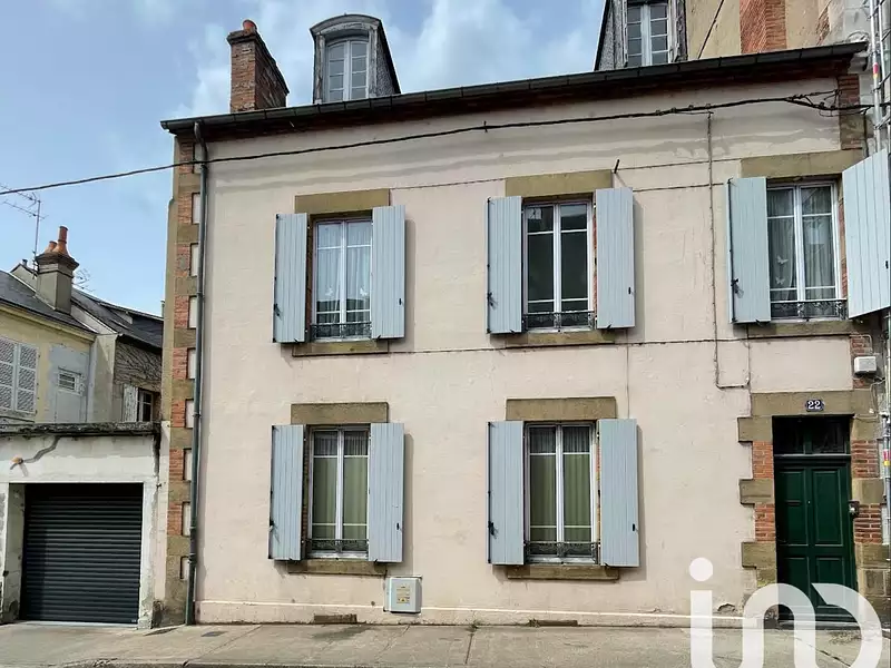 Maison, 210 m²