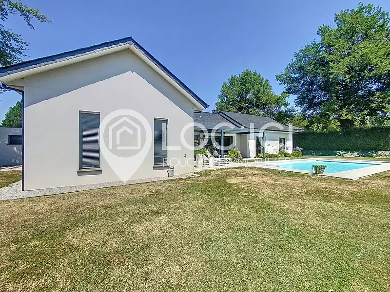 Maison, 158 m²