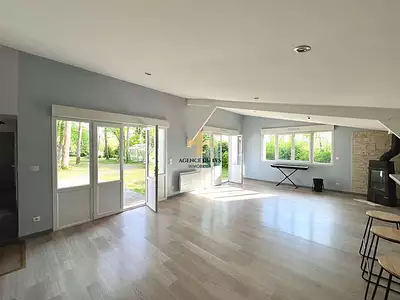 Maison, 240 m²