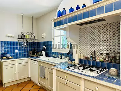 Maison, 169 m²