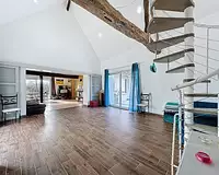 Maison, 240 m²