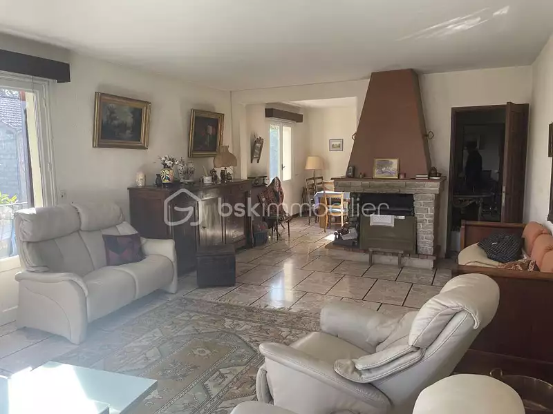 Maison, 210 m²