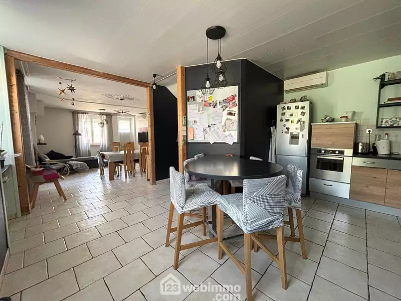 Maison, 174,22 m²