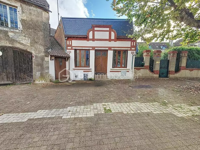 Maison, 200 m²