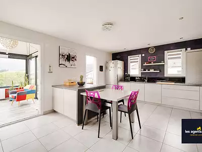 Maison, 153 m²
