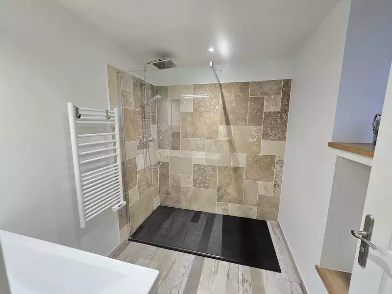 Maison, 166 m²