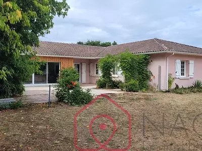 Maison, 218,94 m²