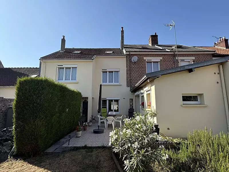 Maison, 165 m²