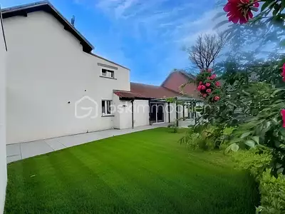 Maison, 178 m²