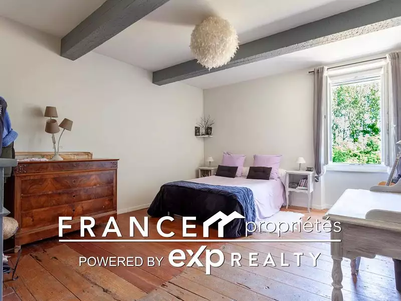 Maison, 245 m²