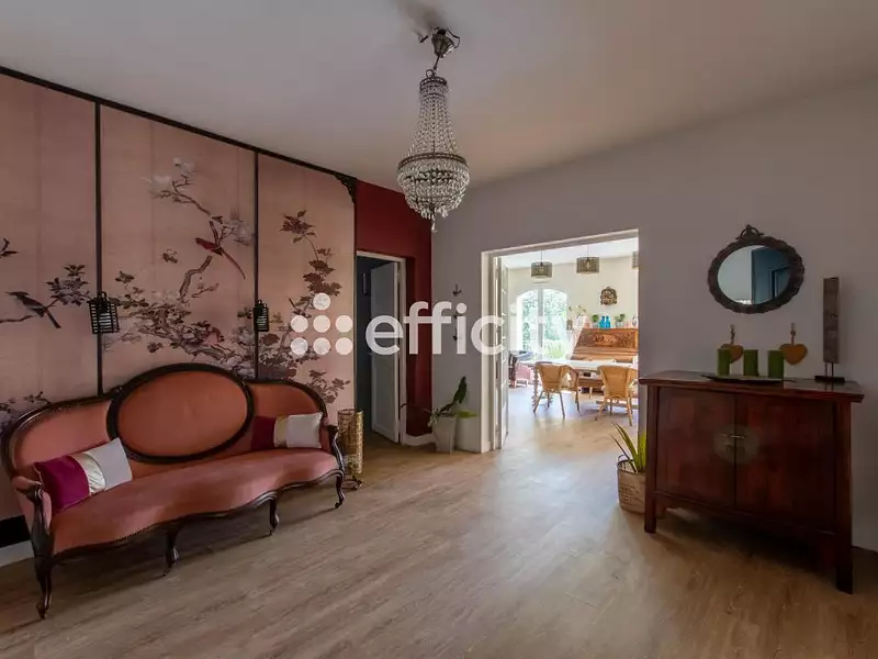 Maison, 230 m²