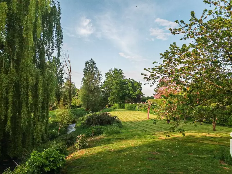 Terrain, 2 500 m²