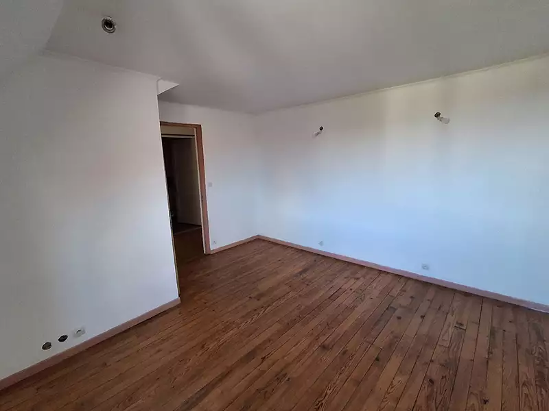 Maison, 270 m²