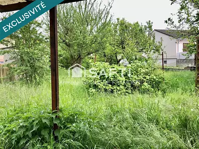 Terrain, 600 m²