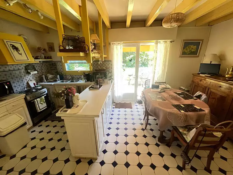 Maison, 206 m²