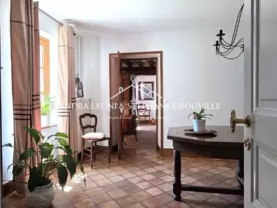 Maison, 228 m²