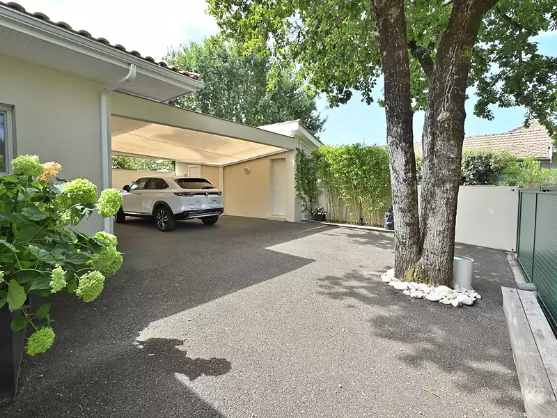 Maison, 176 m²