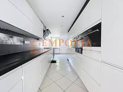 Maison, 168 m²