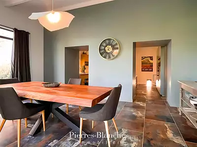 Maison, 285 m²