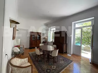 Maison, 331 m²
