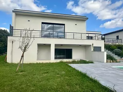 Maison, 247 m²