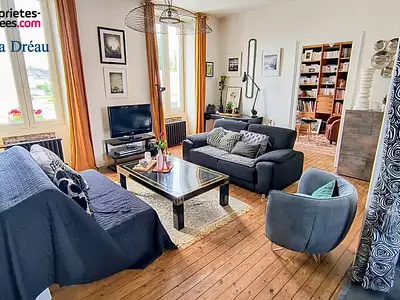 Maison, 250 m²
