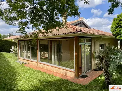 Maison, 195 m²