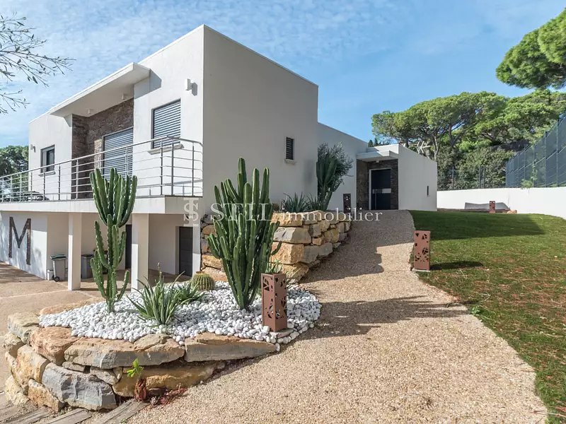Maison, 200 m²