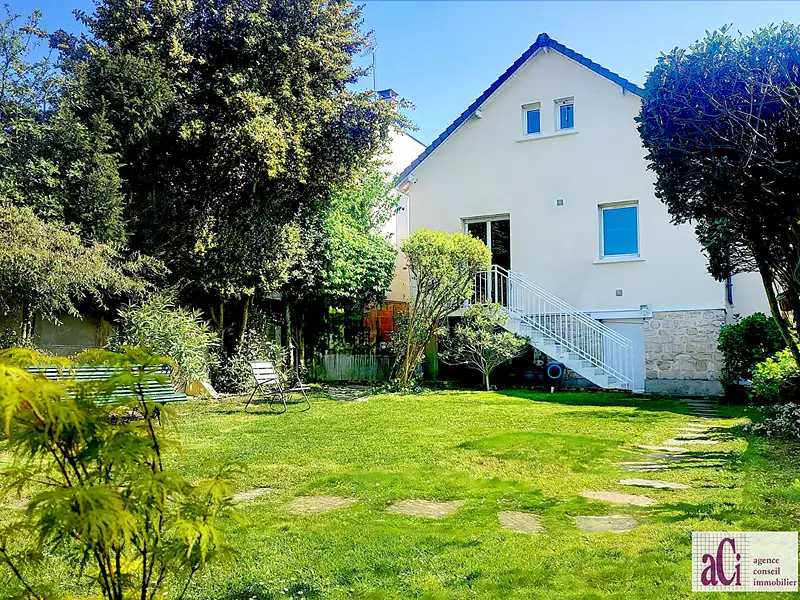 Maison, 140 m²