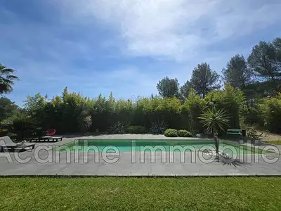 Maison, 280 m²