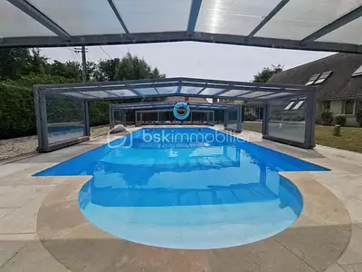 Maison, 215 m²