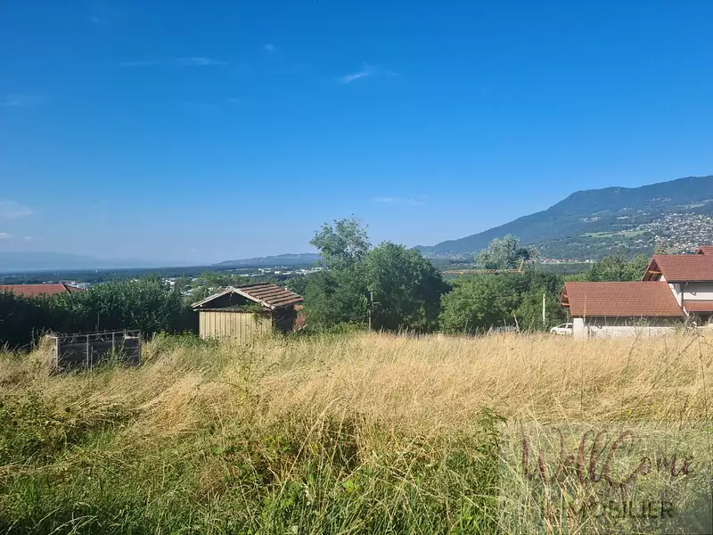 Terrain, 3 778 m²
