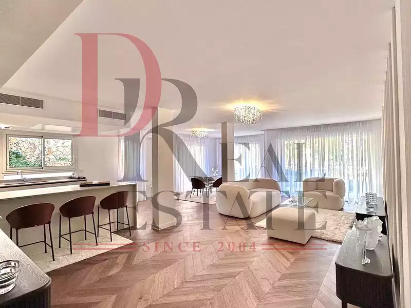 Appartement, 250,03 m²